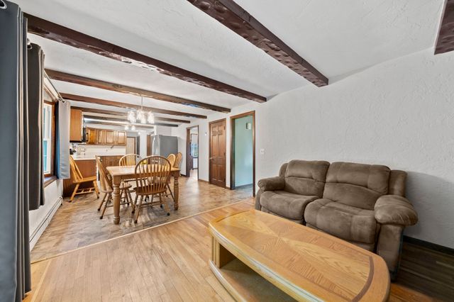 44 Pine Island Rd, Hanover, MA 02339