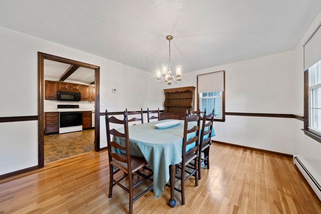 44 Pine Island Rd, Hanover, MA 02339