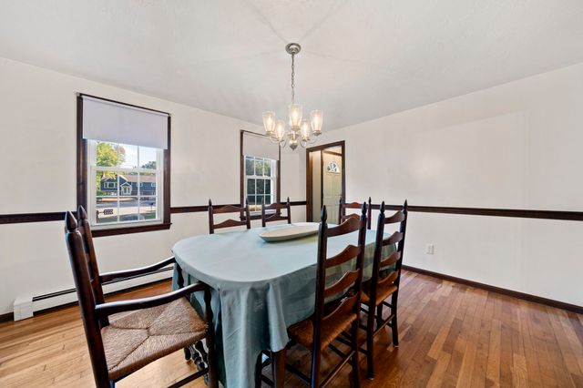44 Pine Island Rd, Hanover, MA 02339