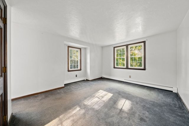 44 Pine Island Rd, Hanover, MA 02339