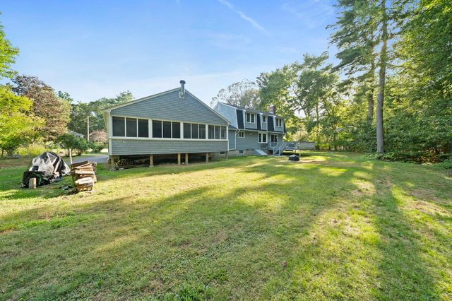 44 Pine Island Rd, Hanover, MA 02339
