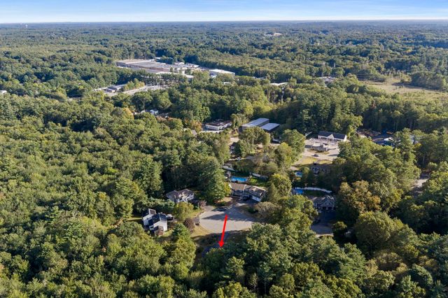 44 Pine Island Rd, Hanover, MA 02339