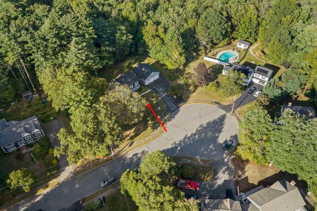 44 Pine Island Rd, Hanover, MA 02339