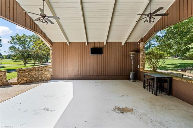 5114 Hedrick Hedrick Drive, Greensboro, NC 27410