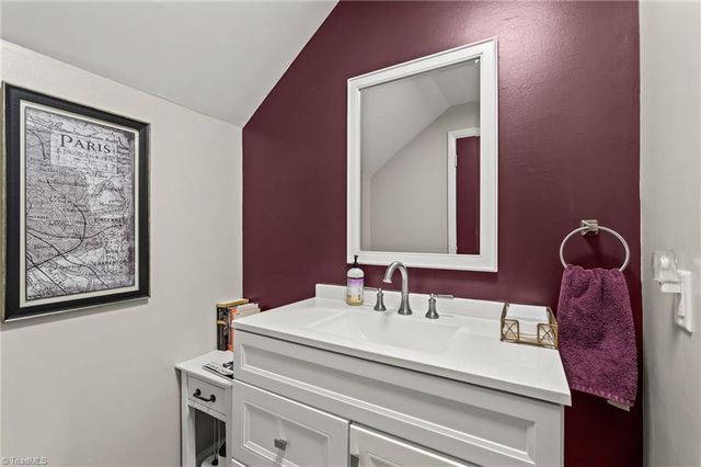 5114 Hedrick Hedrick Drive, Greensboro, NC 27410