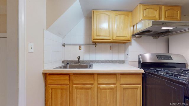 91-48 71st Avenue, Forest Hills, NY 11375