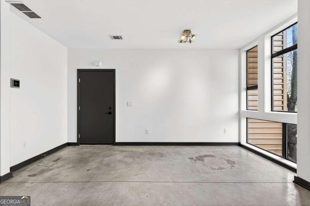 972 DEKALB Avenue NE 202, Atlanta, GA 30307