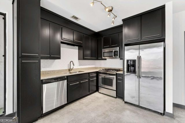 972 DEKALB Avenue NE 202, Atlanta, GA 30307