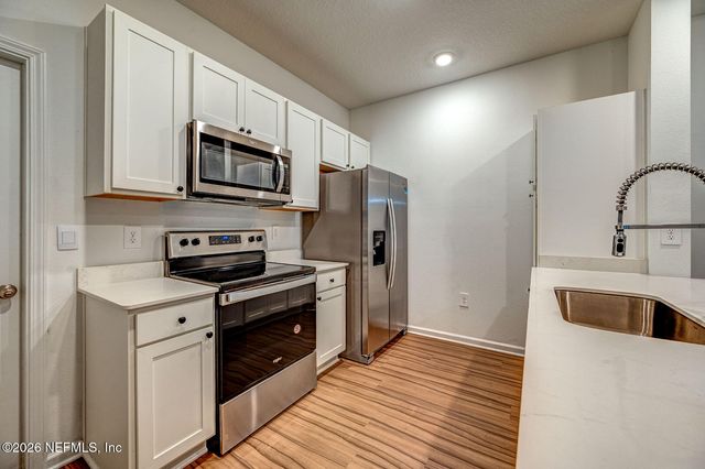 827 RIVERTREE Place, Middleburg, FL 32068