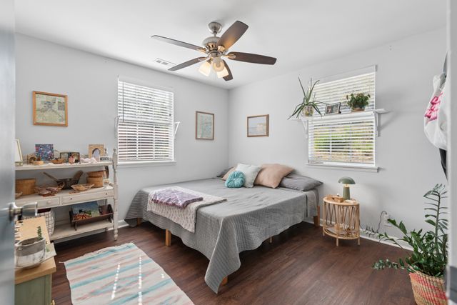 388 Kingview Dr, Nashville, TN 37218