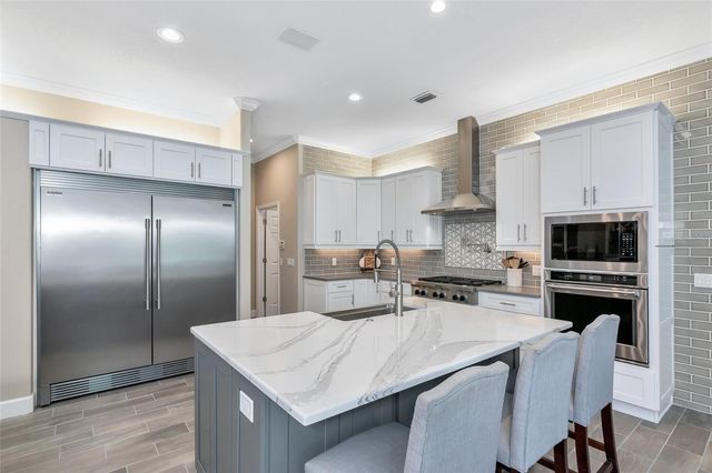 702 WOODVIEW WAY, Bradenton, FL 34212