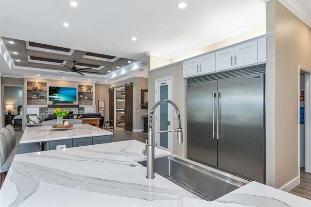 702 WOODVIEW WAY, Bradenton, FL 34212