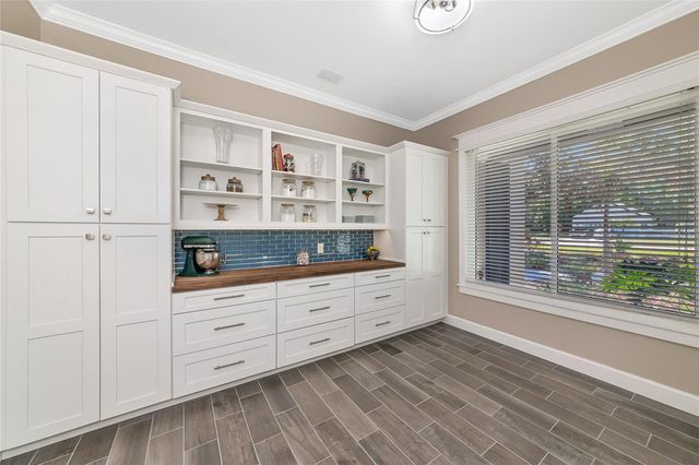 702 WOODVIEW WAY, Bradenton, FL 34212