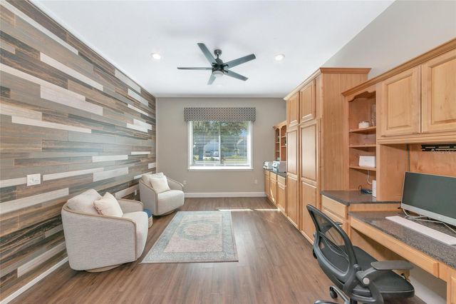 702 WOODVIEW WAY, Bradenton, FL 34212