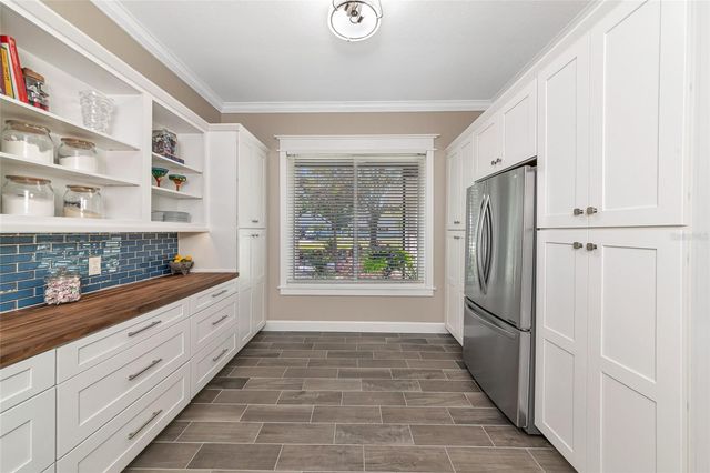 702 WOODVIEW WAY, Bradenton, FL 34212