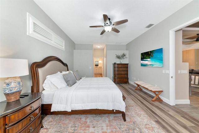 702 WOODVIEW WAY, Bradenton, FL 34212