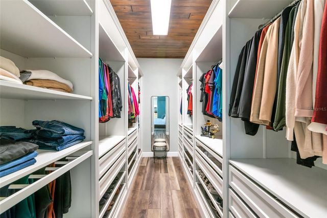 702 WOODVIEW WAY, Bradenton, FL 34212