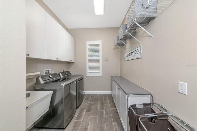 702 WOODVIEW WAY, Bradenton, FL 34212