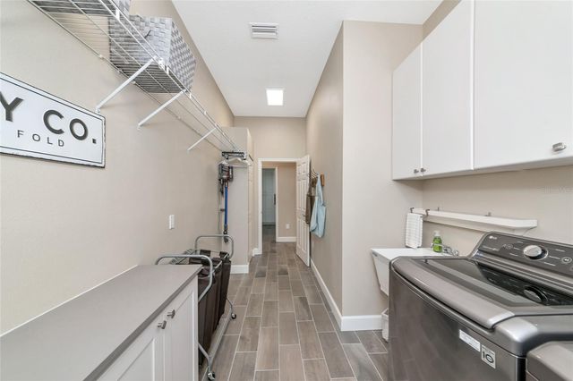 702 WOODVIEW WAY, Bradenton, FL 34212