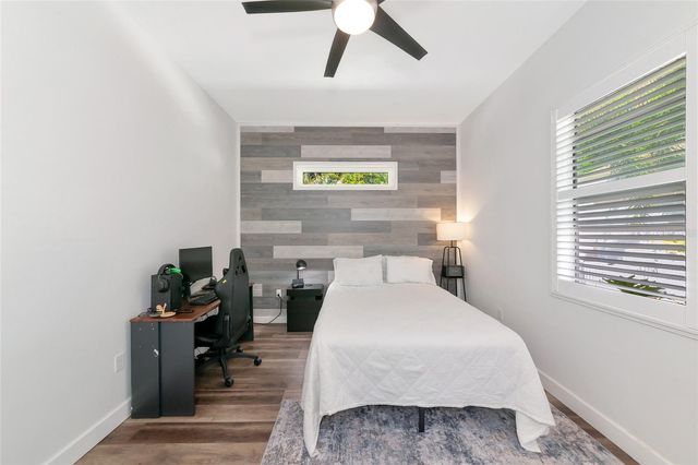 702 WOODVIEW WAY, Bradenton, FL 34212