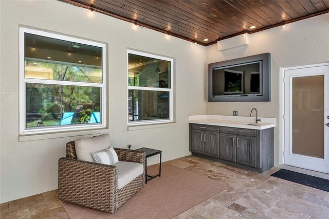 702 WOODVIEW WAY, Bradenton, FL 34212