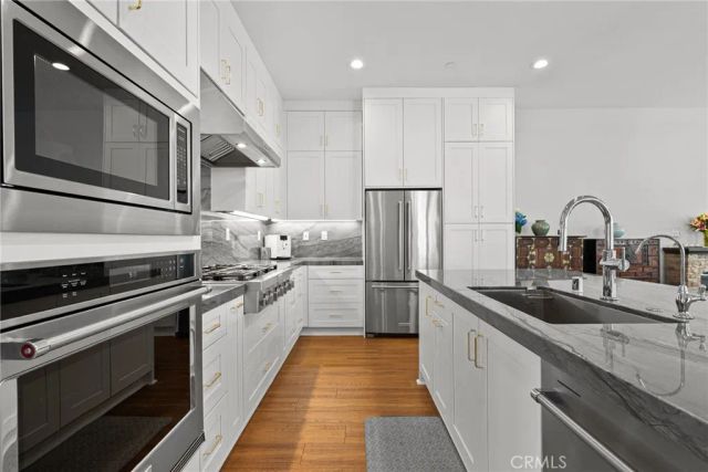 200 Newton, Lake Forest, CA 92630
