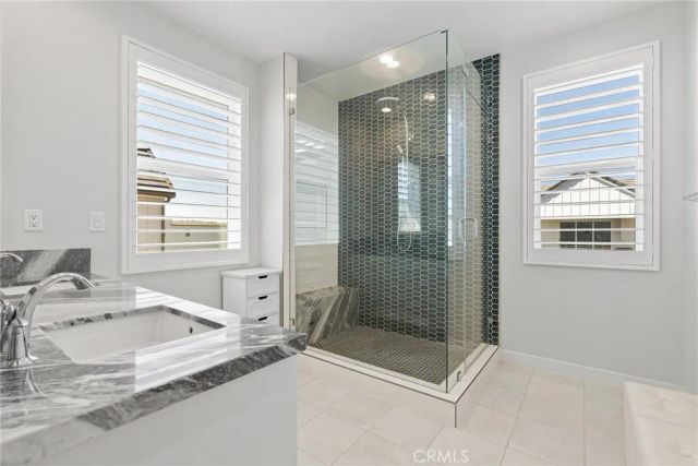 200 Newton, Lake Forest, CA 92630