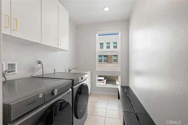 200 Newton, Lake Forest, CA 92630