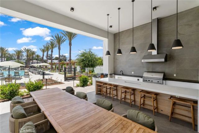 200 Newton, Lake Forest, CA 92630
