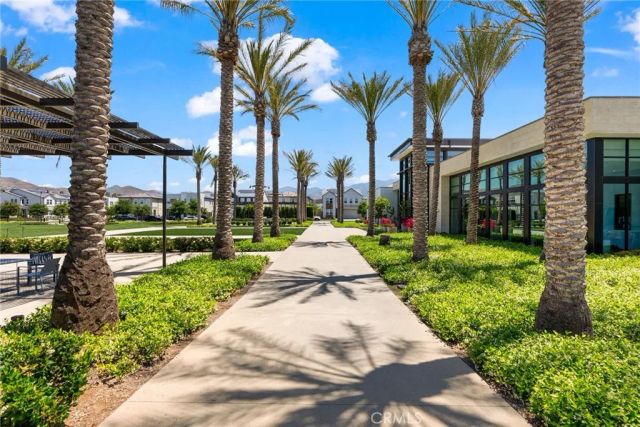 200 Newton, Lake Forest, CA 92630