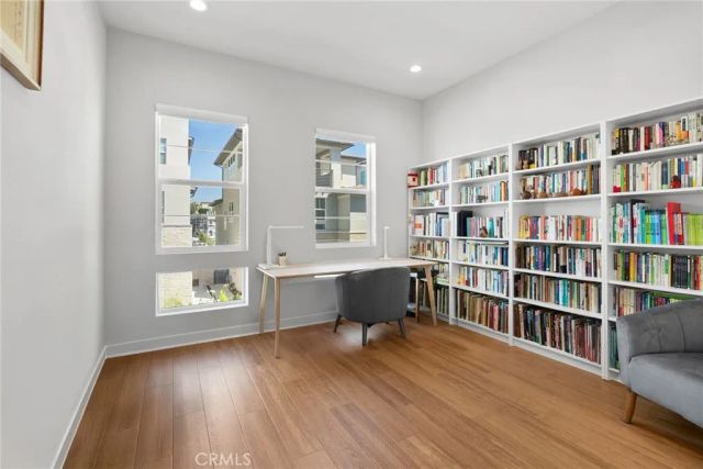 200 Newton, Lake Forest, CA 92630