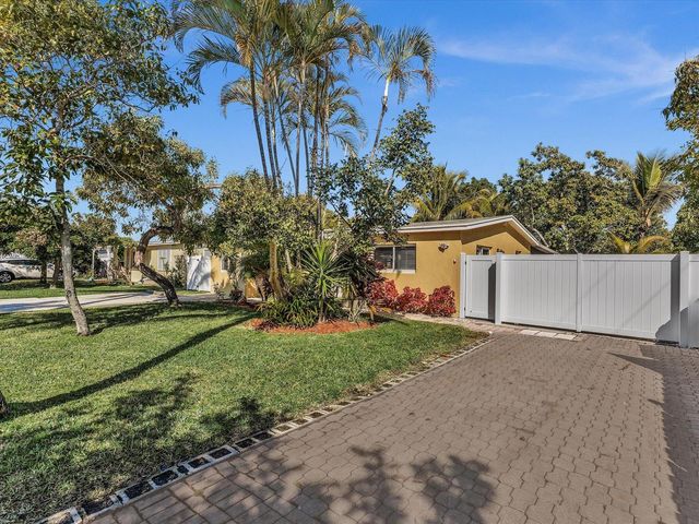 607 W Perry Street, Lantana, FL 33462