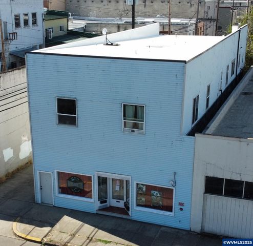 54 W Sherman St, Lebanon, OR 97355