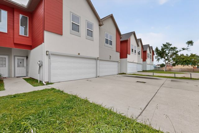 226 Heritage Court, Seagoville, TX 75159