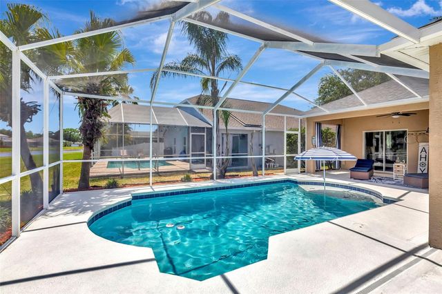 12012 NORTHUMBERLAND DRIVE, Tampa, FL 33626