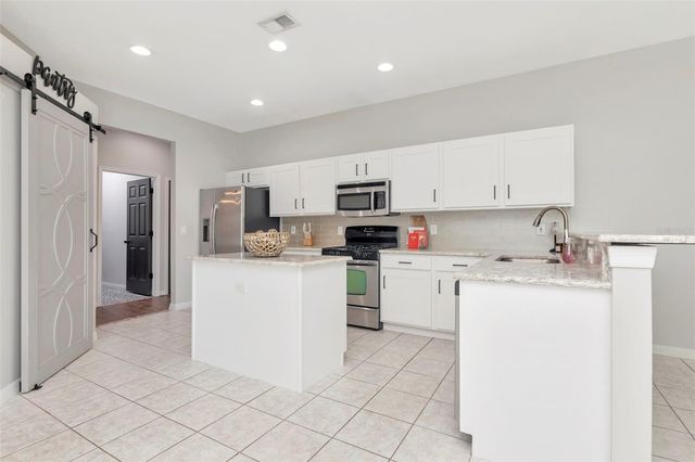 12012 NORTHUMBERLAND DRIVE, Tampa, FL 33626