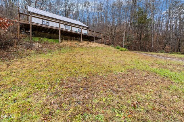 7300 Snake Hollow Road, Sneedville, TN 37869