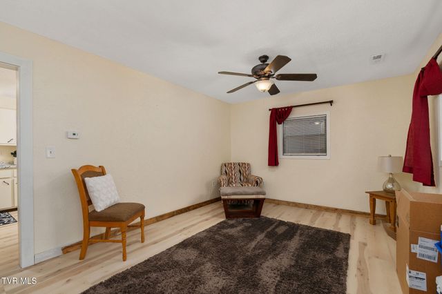 7300 Snake Hollow Road, Sneedville, TN 37869