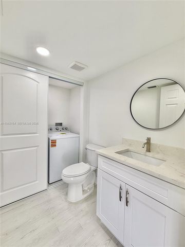 8453 N Coral Cir, North Lauderdale, FL 33068