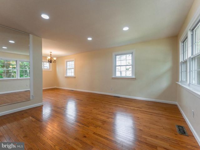 604 ASHLAND AVE, Secane, PA 19018