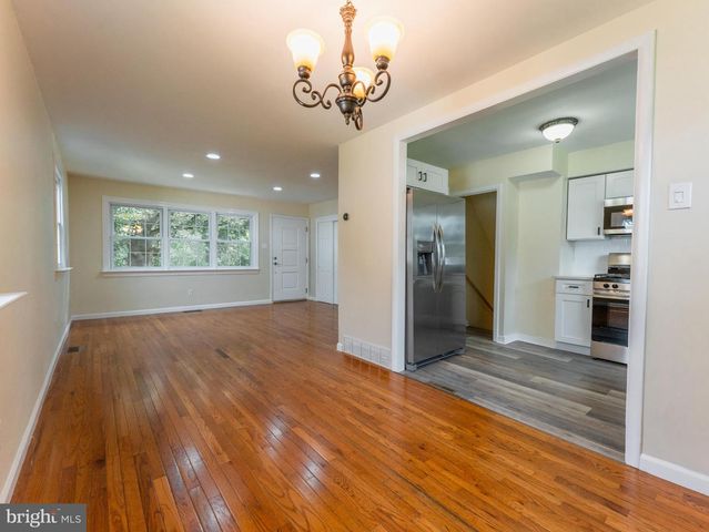 604 ASHLAND AVE, Secane, PA 19018