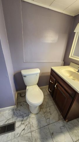 412 Lombardy Street, Elmwood Place, OH 45216