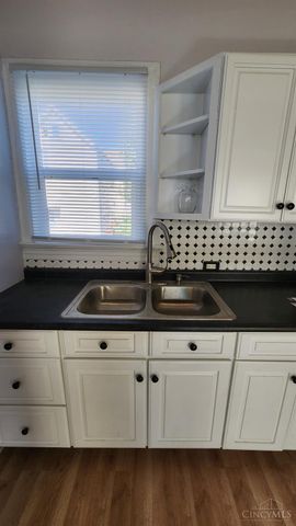 412 Lombardy Street, Elmwood Place, OH 45216