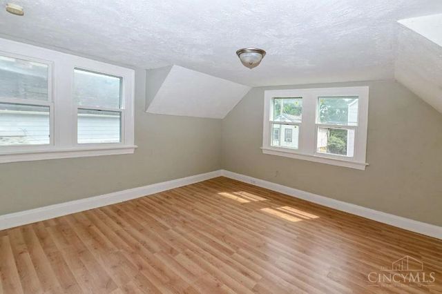 412 Lombardy Street, Elmwood Place, OH 45216