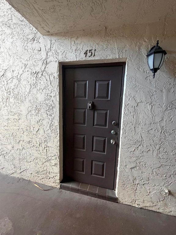 451 N Laurel Drive 1502, Margate, FL 33063