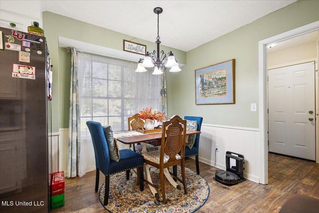 100 Abby Oak Drive, Clinton, MS 39056