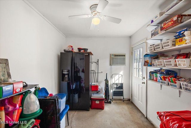 100 Abby Oak Drive, Clinton, MS 39056