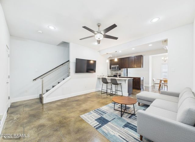 113 Bayou Street 112, Lafayette, LA 70503