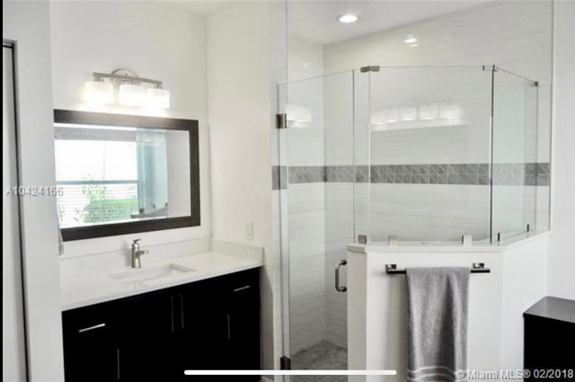 5 Lake Eden Drive, Boynton Beach, FL 33435