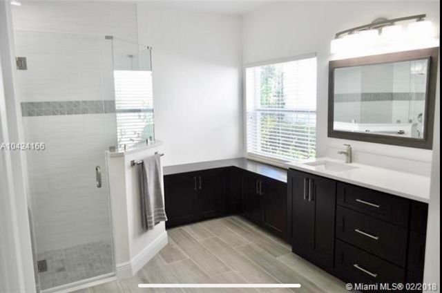 5 Lake Eden Drive, Boynton Beach, FL 33435